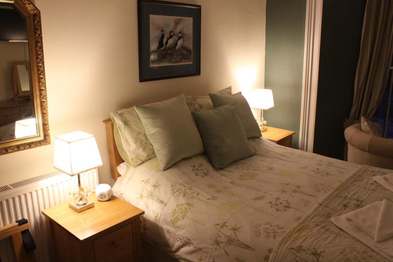 Pendyffryn Manor Bed & Breakfast Little Haven Extérieur photo