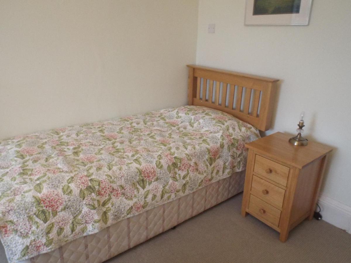 Pendyffryn Manor Bed & Breakfast Little Haven Extérieur photo