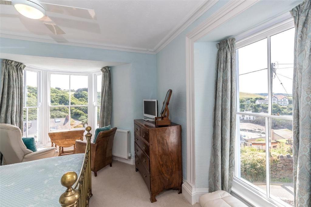 Pendyffryn Manor Bed & Breakfast Little Haven Extérieur photo